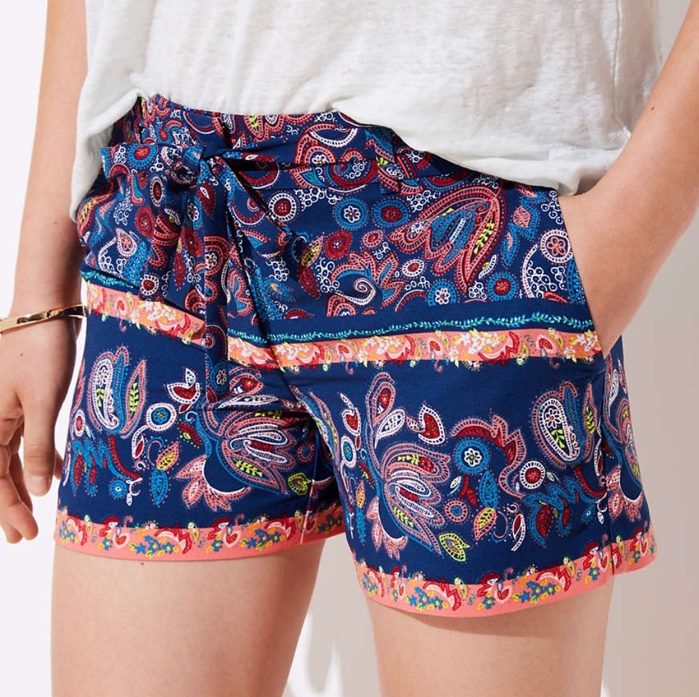 NWT Loft sz 12 dress shorts